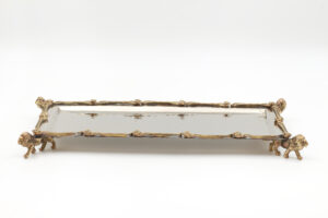 GÜMÜŞ KAPLAMA BAKIR ASLAN MOTİFLİ TEPSİ